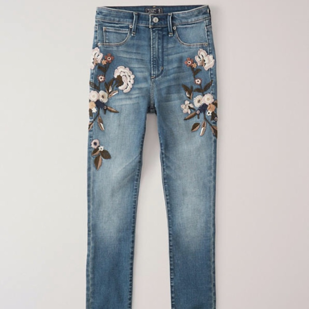 Abercrombie embroider jeans